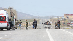 Van'da patlayıcı yüklü kamyon ele geçirildi