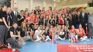 Voleybol: Bayanlar 2. Lig Final Grubu