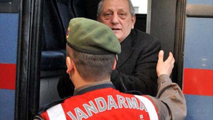 Belediye başkanını bıçakla yaralamaya 8 yıl 4 ay hapis