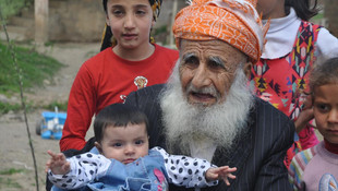 Muşta yaşayan 111 yaşındaki Zübeyir Bakırın 107 torunu var