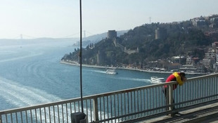 FSM Köprüsünde bir vatandaş intihar girişiminde bulundu