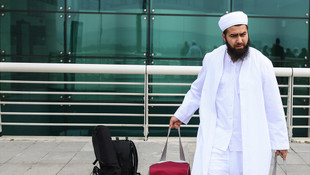 AK Parti 33 Roman vatandaşı Umreye gönderdi