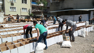 Bursadan Halepe 7 TIR dolusu yardım