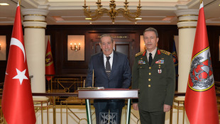 Büyükanıt'tan Genelkurmay'a ziyaret