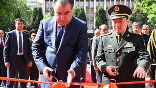 Çin'den Tacikistan ordusuna destek