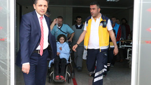 Deney kutusu alev aldı 9 öğrenci yaralandı