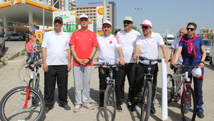 Diyarbakırlı gençler Sur'a pedal çevirdi