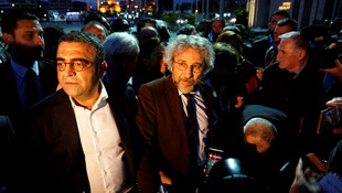 Dündar ve Gül'ün gizli bilgileri açıklama davasında karar