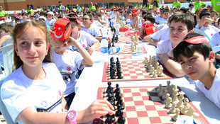 En Geniş Katılımlı Satranç Dersi Guinness Rekor Denemesi