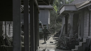 Endonezya'daki Sinabung Yanardağı'nın kül püskürtmesi
