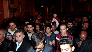 Eskişehir'de şehit evine taziye konvoyu