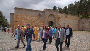 Evliya Çelebiler Eshab-ı Kehf Külliyesi'nde