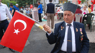 Festival yerine şehitlere saygı etkinliği yapıldı