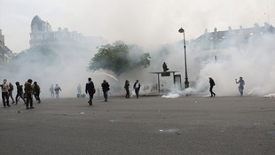 Fransa'da grev ve protesto dalgası