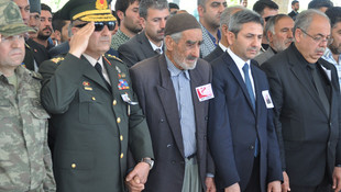 Hatay'da kayalıklardan düşen yüzbaşının şehit olması