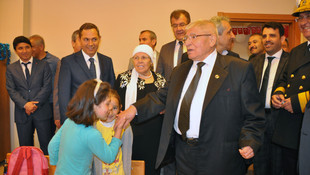 Hayırseverin yaptırdığı okulun ertelenen açılış töreni yapıldı