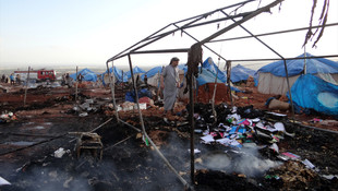 İdlib'te çadır kentte saldırı:  8 ölü 30 yaralı