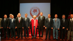 İslam bilim tarihçisi Sezgin'e fahri doktora payesi