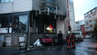 İstanbulda otomobil kundaklandı