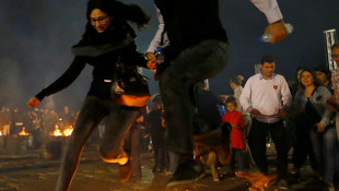 İzmir'de El ele ver laikliğe sahip çık etkinliği