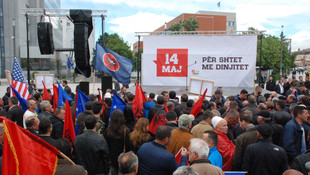 Kosova'da hükümet karşıtı protesto