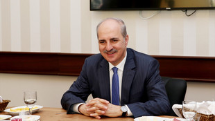 Kurtulmuş, gazetecilerle bir araya geldi