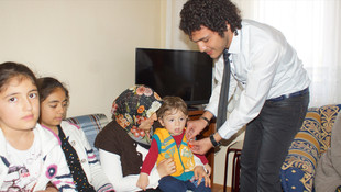 Lise öğrencisi ödülünü şehit çocuğuna hediye etti