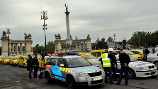 Macaristan'da Uber protestosu