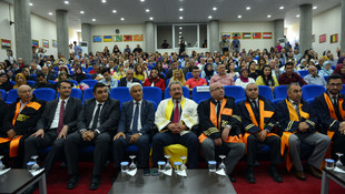 Mezuniyetlerini kuşak bağlayarak kutladılar