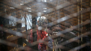 Mısır'da darbe karşıtlarının yargılanması