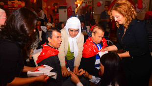 Muğla'da engelli askerler için kına gecesi