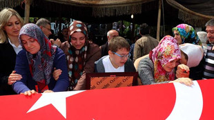 Şehit Polis Gürpınar Samsunda son yolculuğuna uğurladı