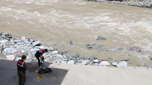 Rafting botundan düşen kişi boğuldu