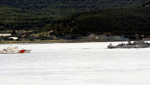 Rus askeri gemisi Çanakkale Boğazı'ndan geçti