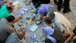 Şanlıurfa'da tirit ikramı