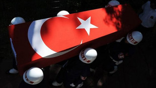 Zırhlı aracın devrilmesiyle yaralanan polis memuru şehit oldu