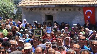 Şehit Uzman Çavuş Ay son yolculuğuna uğurlandı