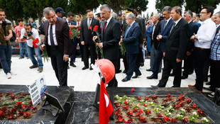 Soma şehitleri dualarla anıldı