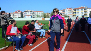 Spor yapanlara Romanlardan müzik desteği