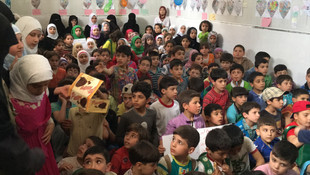 Suriye'deki çocuklar Halep için dua etti