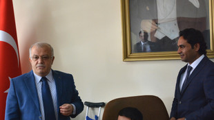 Temsili engelli vali, okullara engelli oyun alanı istedi