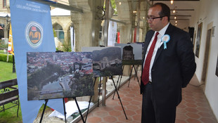 Bombalı saldırıda yaşamını yitiren başmüfettişin fotoğrafları sergilendi