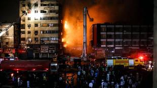 Kahirede çıkan yangında 20 kişi yaralandı