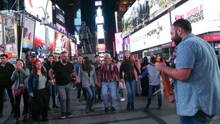 Times Meydanı'nda horon şovu