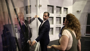 Tiyatroda engeller kalkacak