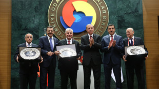 TOBB 72. Genel Kurul Hizmet Şeref Belgesi ve Plaket Töreni