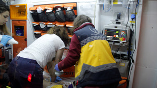 Trafik kazasında kalbi duran sürücü hayata döndürüldü