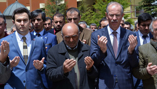 Tunceli'de otomobilin Munzur Çayı'na düşmesi