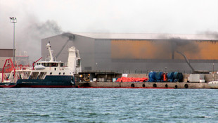 Tuzla tersaneler bölgesinde yangın!