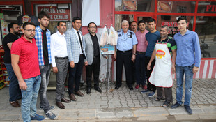 Hatayda üniversitelilerden Askıda Ekmek Var projesi